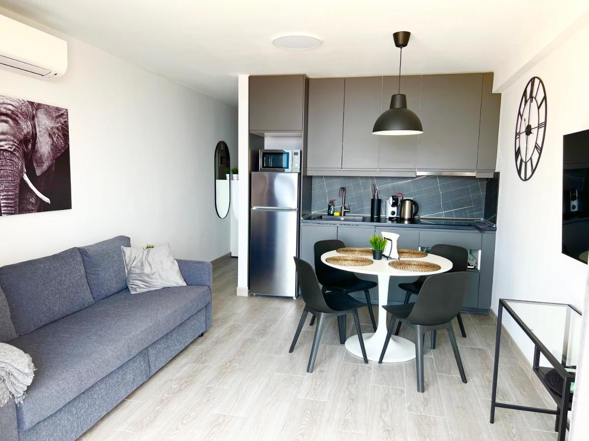 Copacabana Ocean View Apartament Playa Feñabe エクステリア 写真